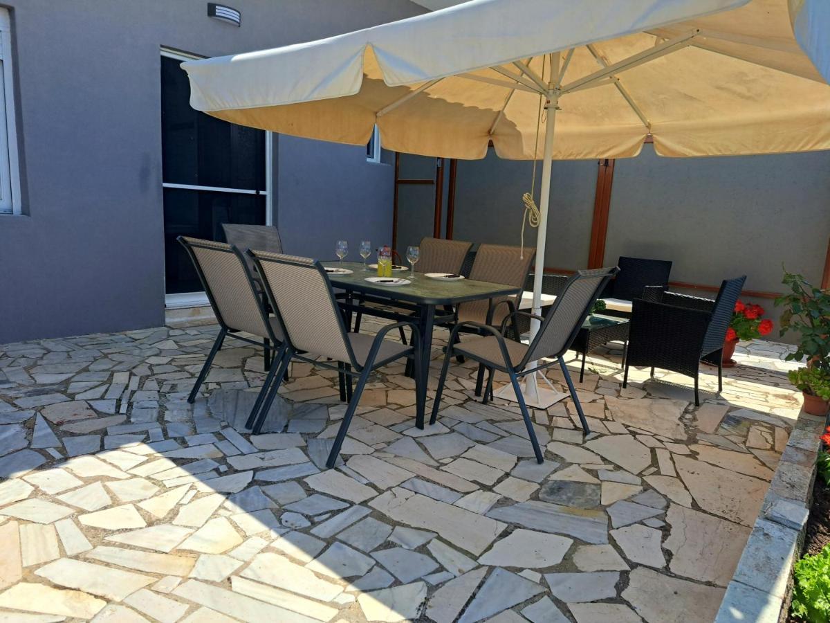 Olive Tree Villa Ліґія Екстер'єр фото