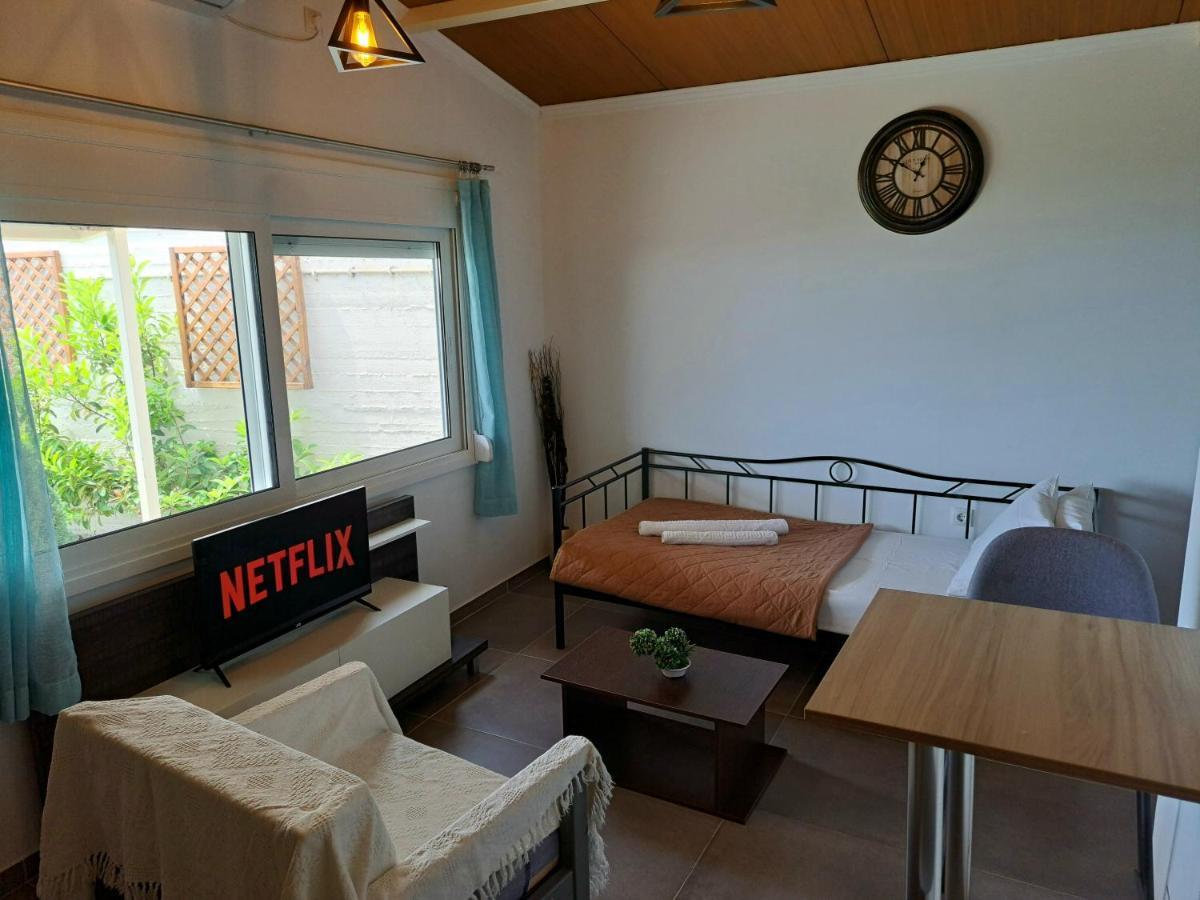 Olive Tree Villa Ліґія Екстер'єр фото